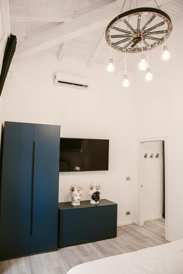 Il Moro Boutique Apartment Катания Екстериор снимка