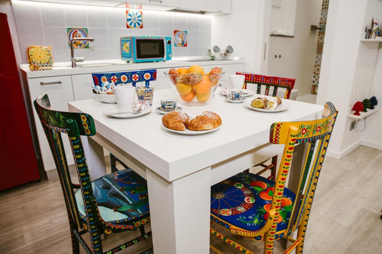Il Moro Boutique Apartment Катания Екстериор снимка